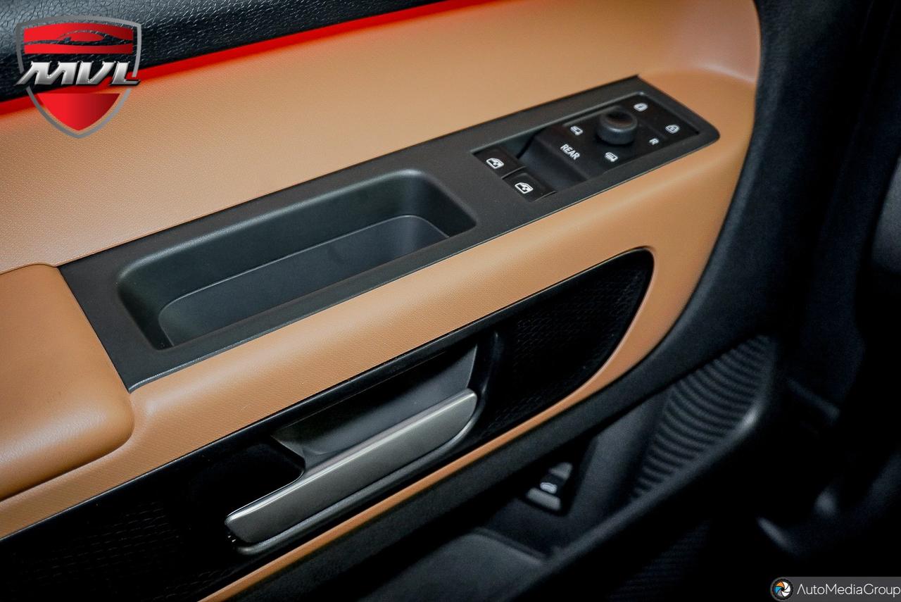 2025 Volkswagen ID. Buzz 1st Edition 4dr All-Wheel Drive 4MOTION Photo