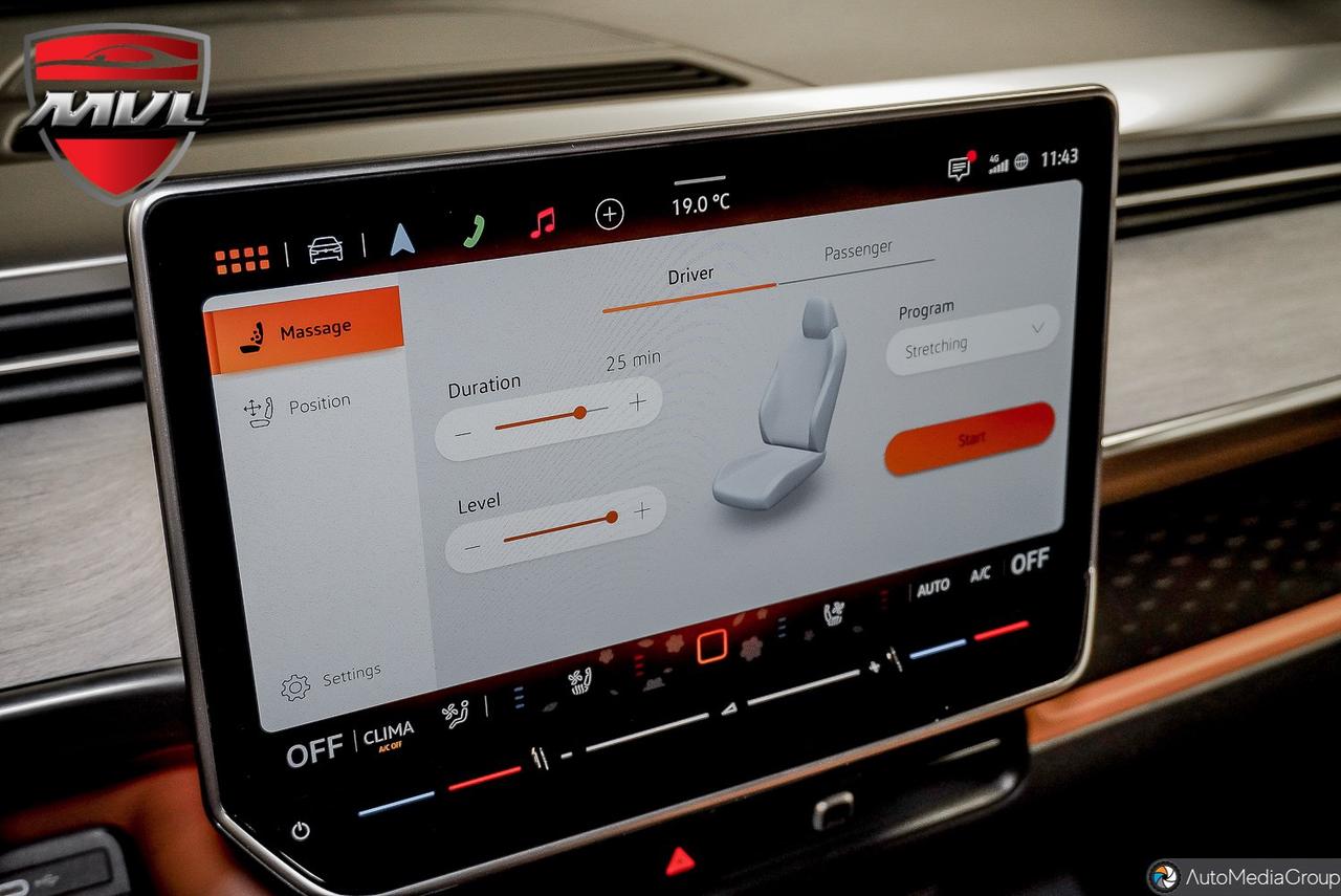 2025 Volkswagen ID. Buzz 1st Edition 4dr All-Wheel Drive 4MOTION Photo