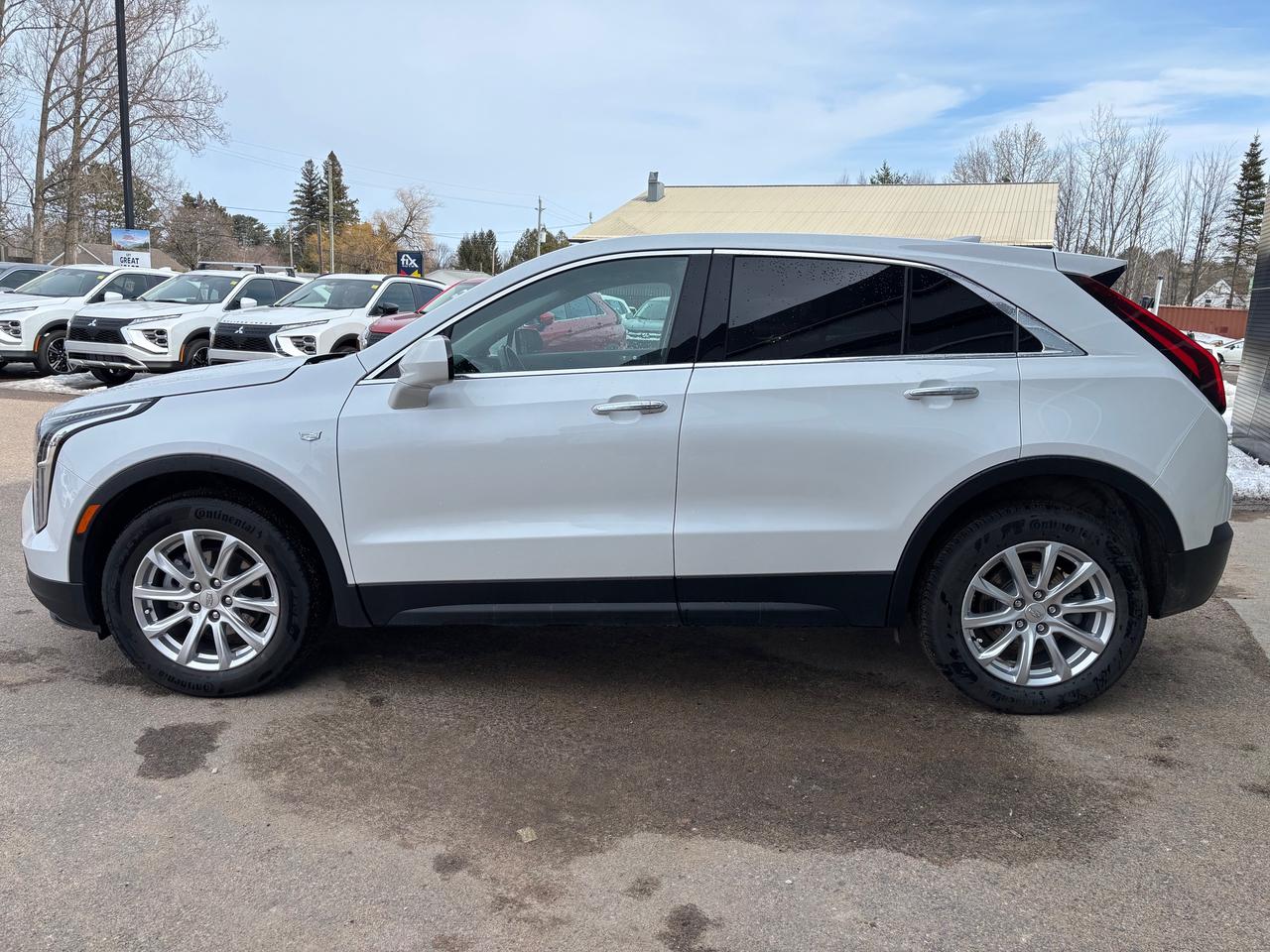 2023 Cadillac XT4 Luxury 4dr All-Wheel Drive Photo