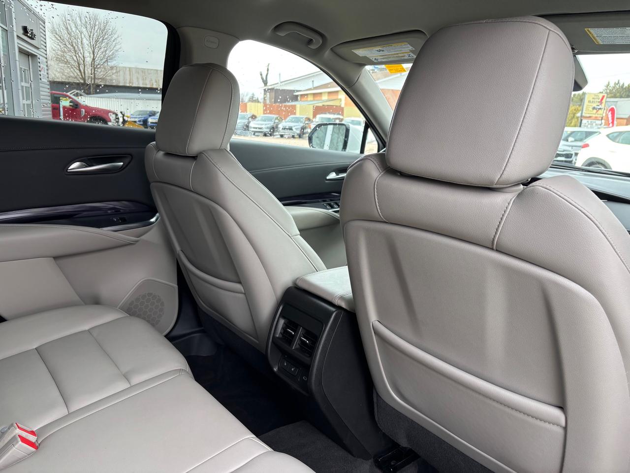 2023 Cadillac XT4 Luxury 4dr All-Wheel Drive Photo