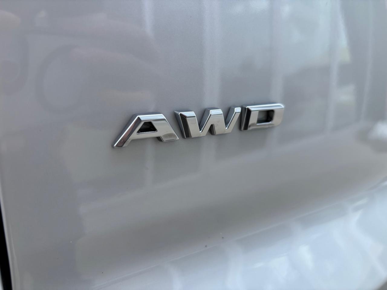 2023 Cadillac XT4 Luxury 4dr All-Wheel Drive Photo