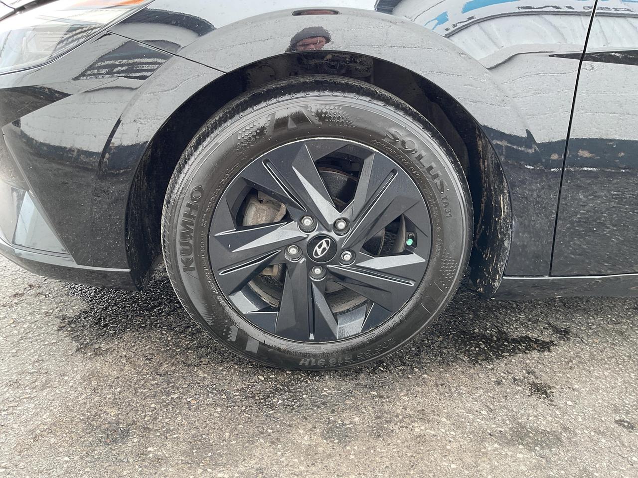 2022 Hyundai Elantra  Photo