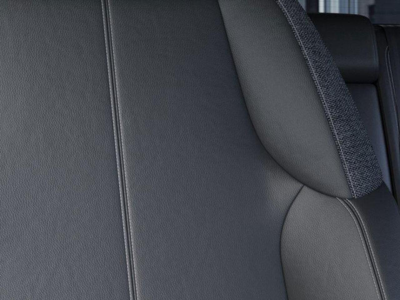 2026 Cadillac OPTIQ Luxury 4dr Photo