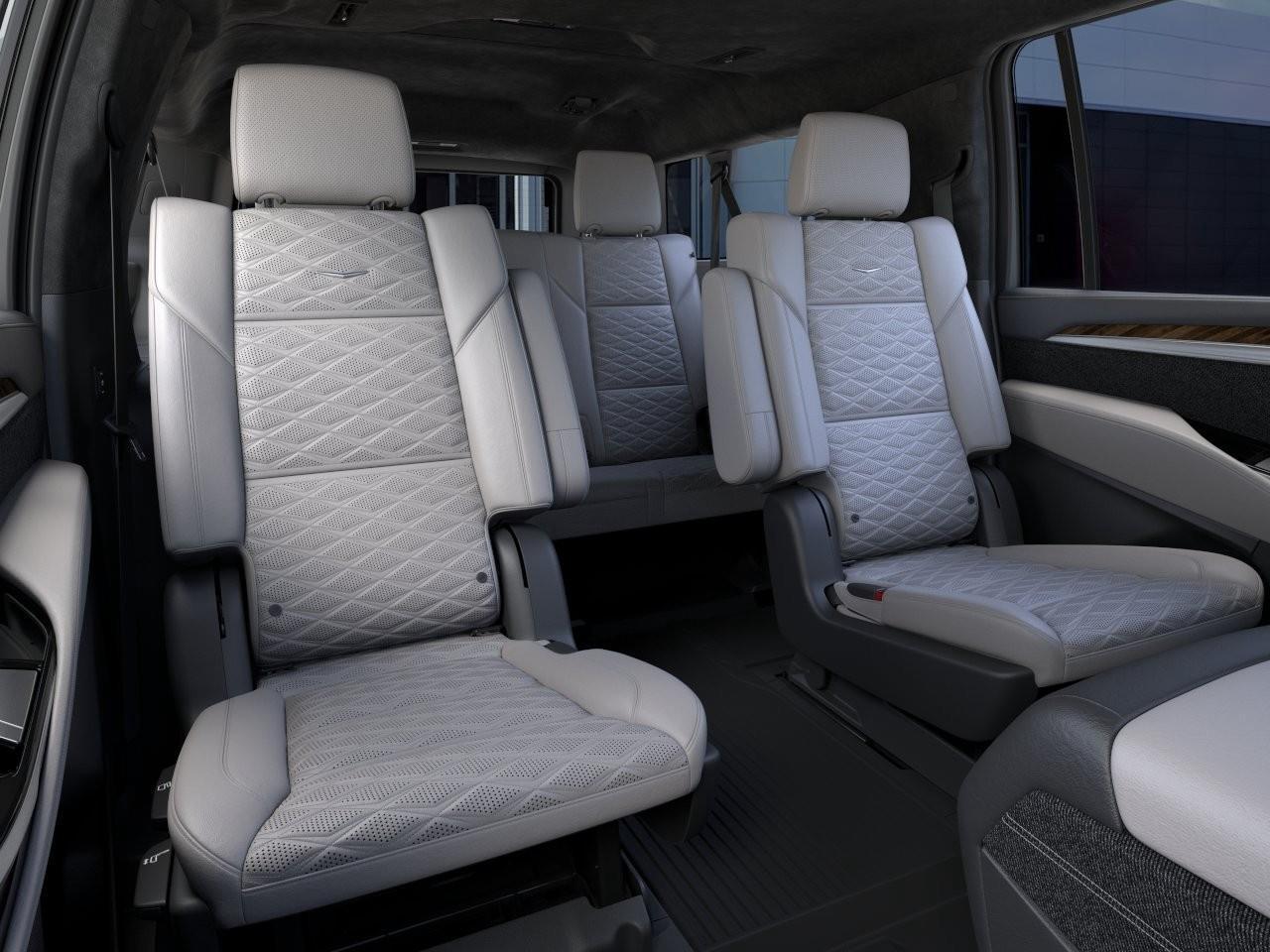 2026 Cadillac Escalade ESV Platinum Luxury 4dr 4x4 Photo