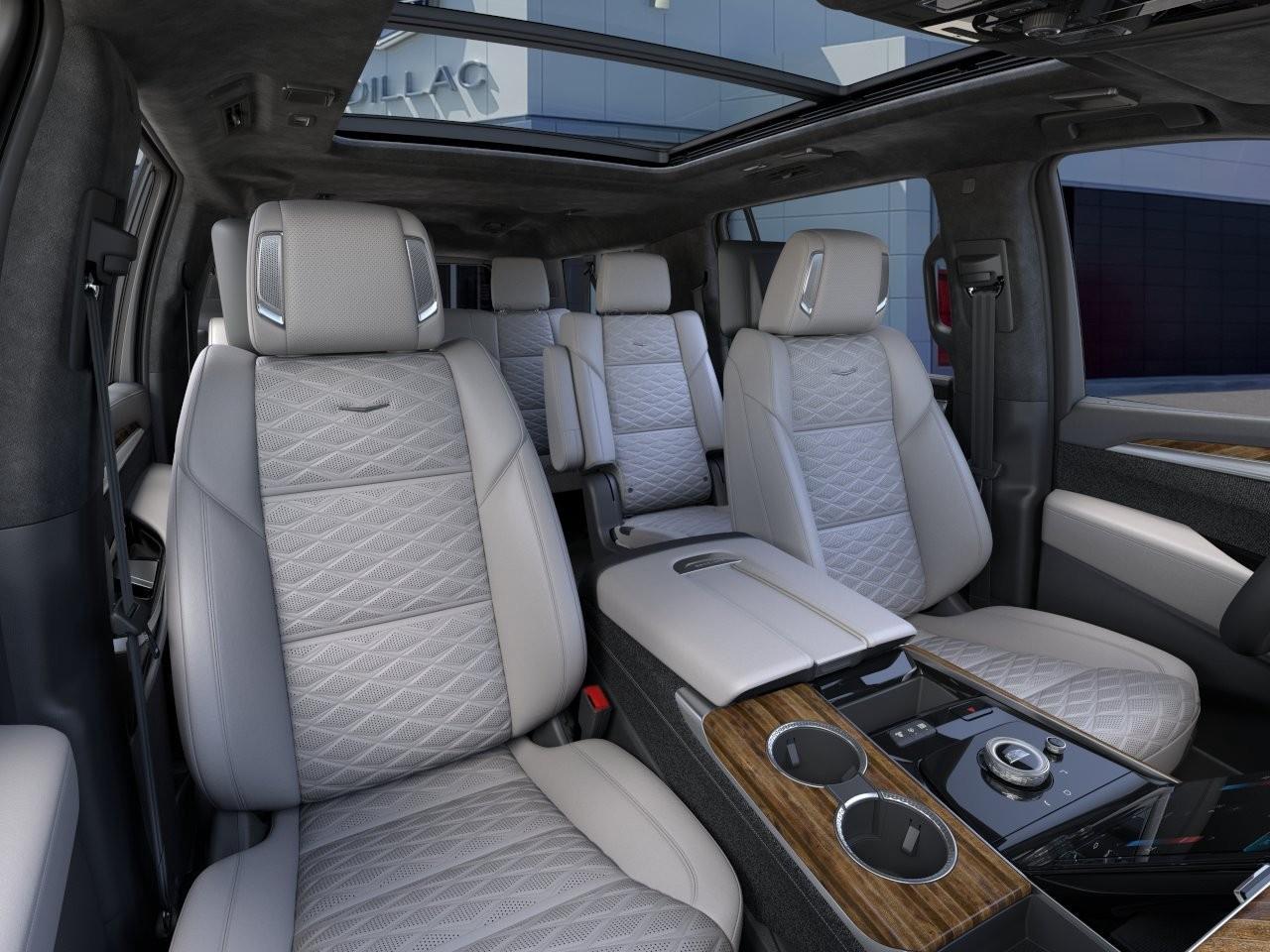 2026 Cadillac Escalade ESV Platinum Luxury 4dr 4x4 Photo