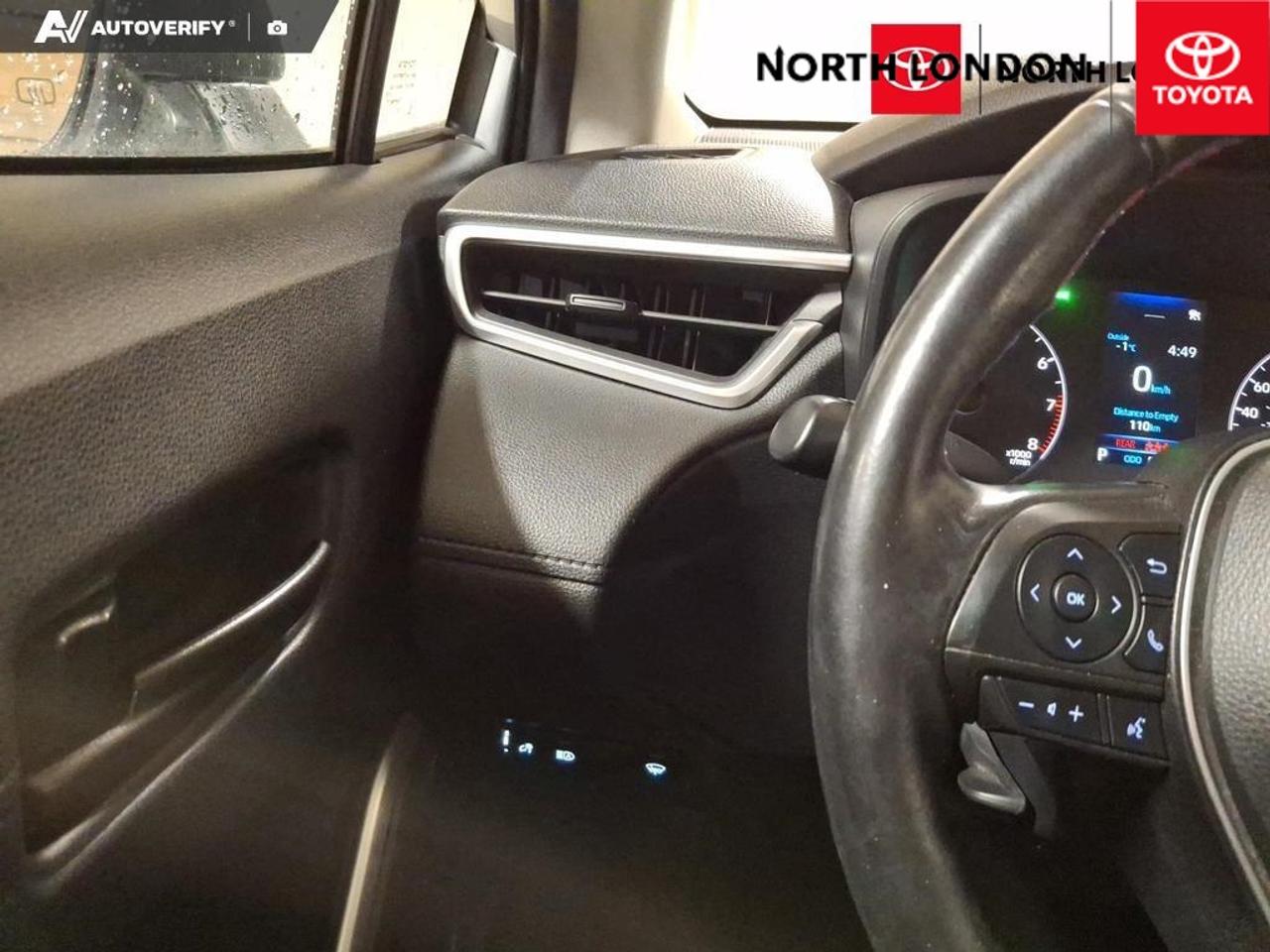 2023 Toyota Corolla Cross LE 4dr All-Wheel Drive Photo