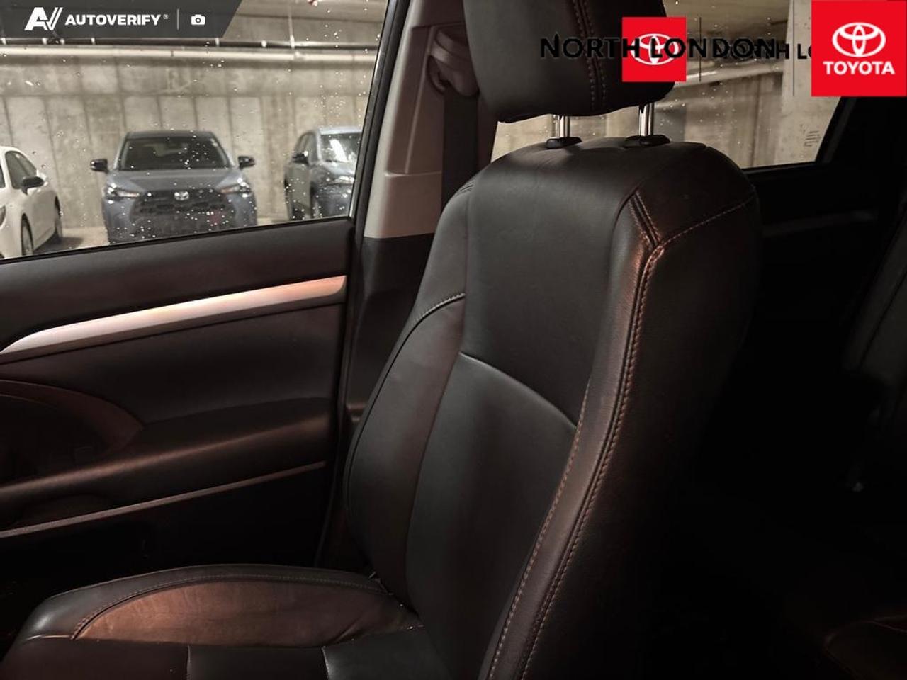 2017 Toyota Highlander  Photo