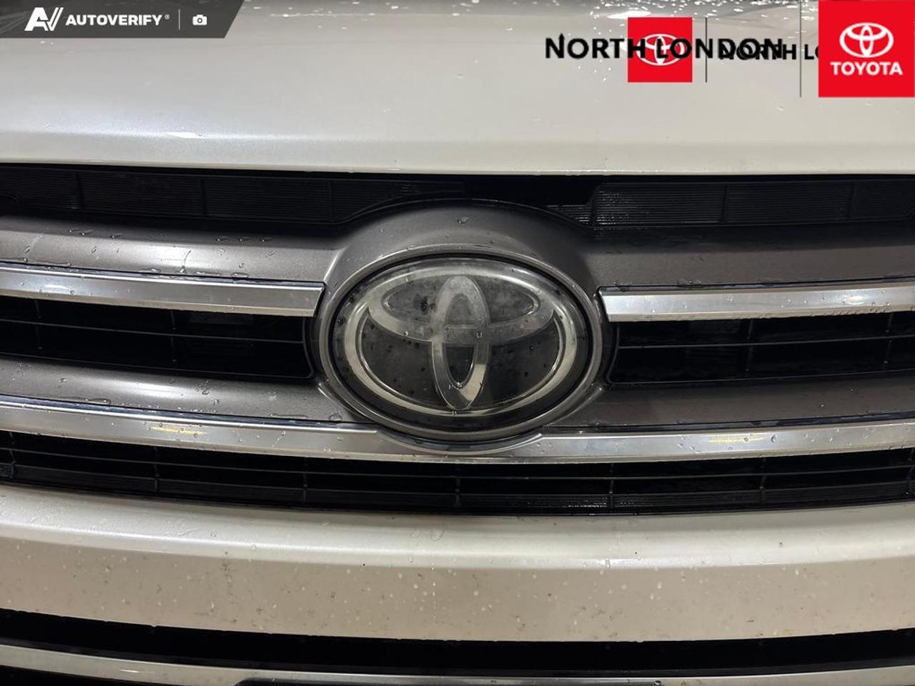 2017 Toyota Highlander  Photo