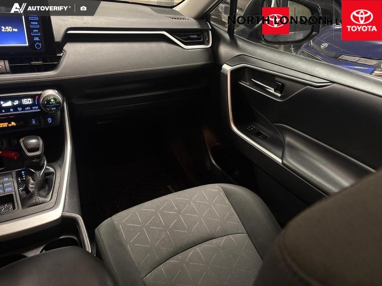 2021 Toyota RAV4 XLE 4dr All-wheel Drive Photo