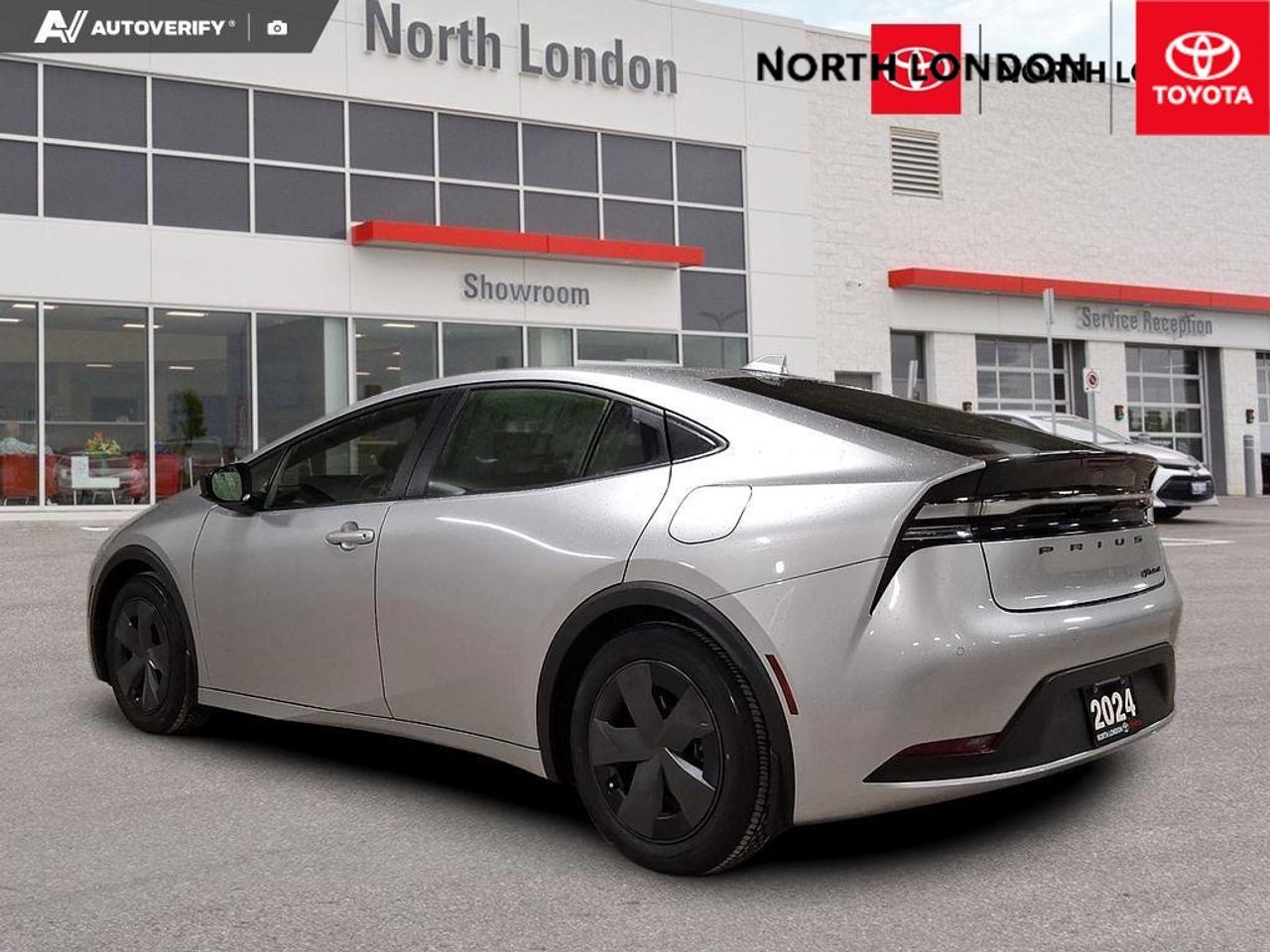 2024 Toyota Prius Prime SE 5dr Hatchback Photo