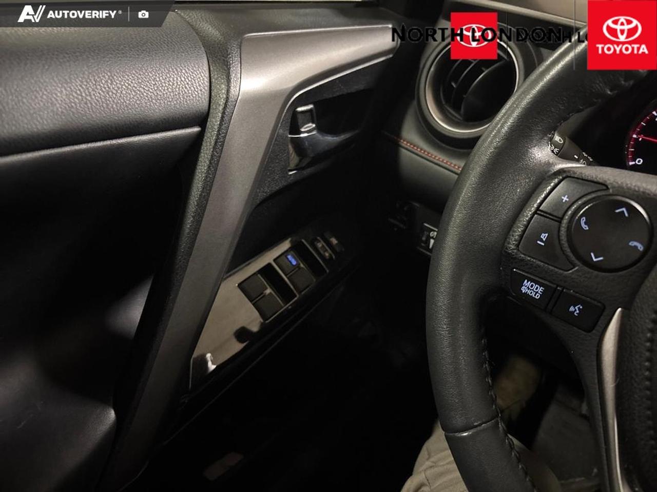 2017 Toyota RAV4 SE 4dr All-Wheel Drive Photo