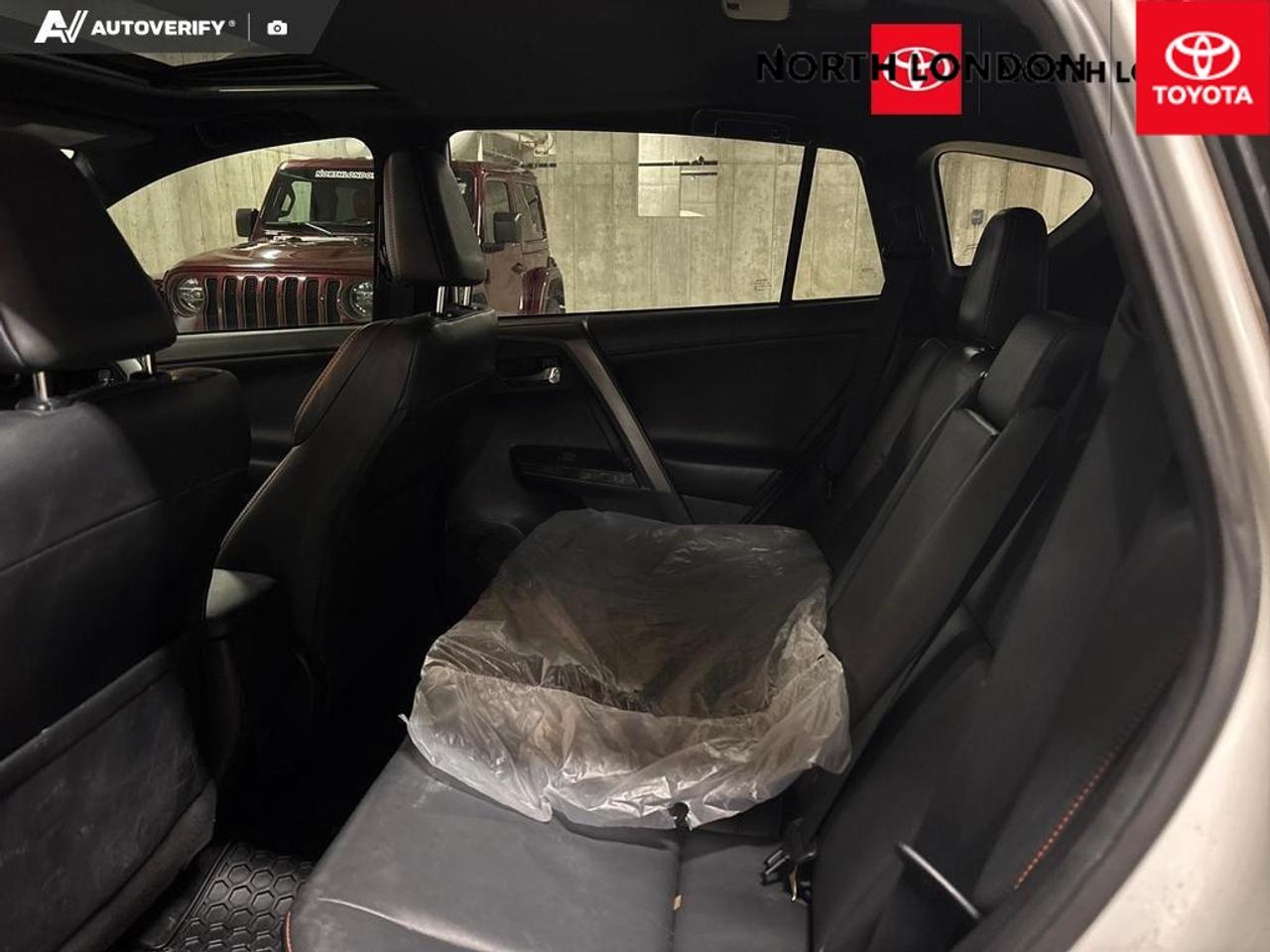 2017 Toyota RAV4 SE 4dr All-Wheel Drive Photo