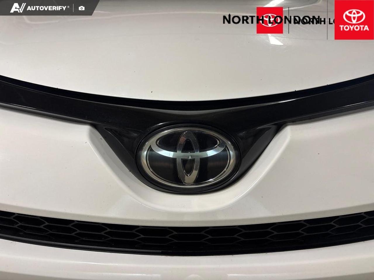 2017 Toyota RAV4 SE 4dr All-Wheel Drive Photo