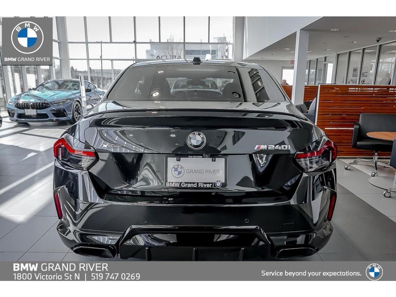 2025 BMW M240 i xDrive 2dr All-Wheel Drive Coupe Photo4