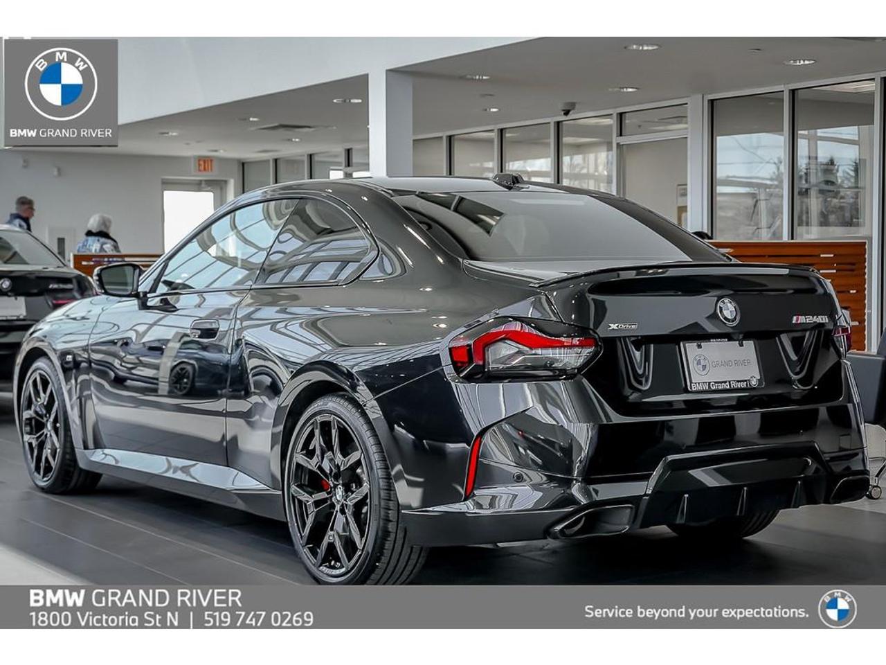 2025 BMW M240 i xDrive 2dr All-Wheel Drive Coupe Photo3