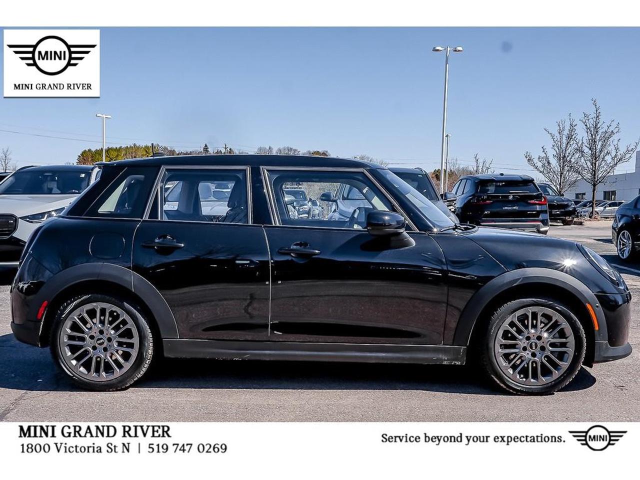 2025 MINI 5 Door Cooper S 4dr Hatchback Photo2