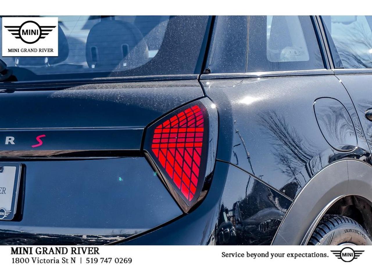 2025 MINI 5 Door Cooper S 4dr Hatchback Photo