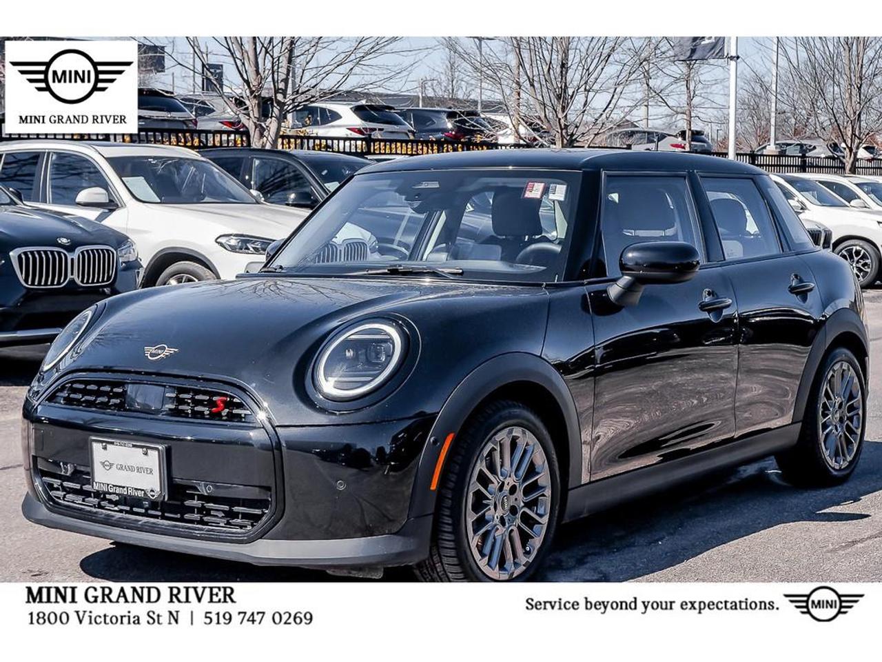 2025 MINI 5 Door Cooper S 4dr Hatchback Photo