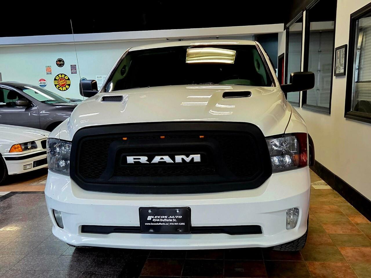 2019 RAM 1500 Classic Express 4x4 Quad Cab 6'4 Box 4x4 All Wheel Drive/B Photo5