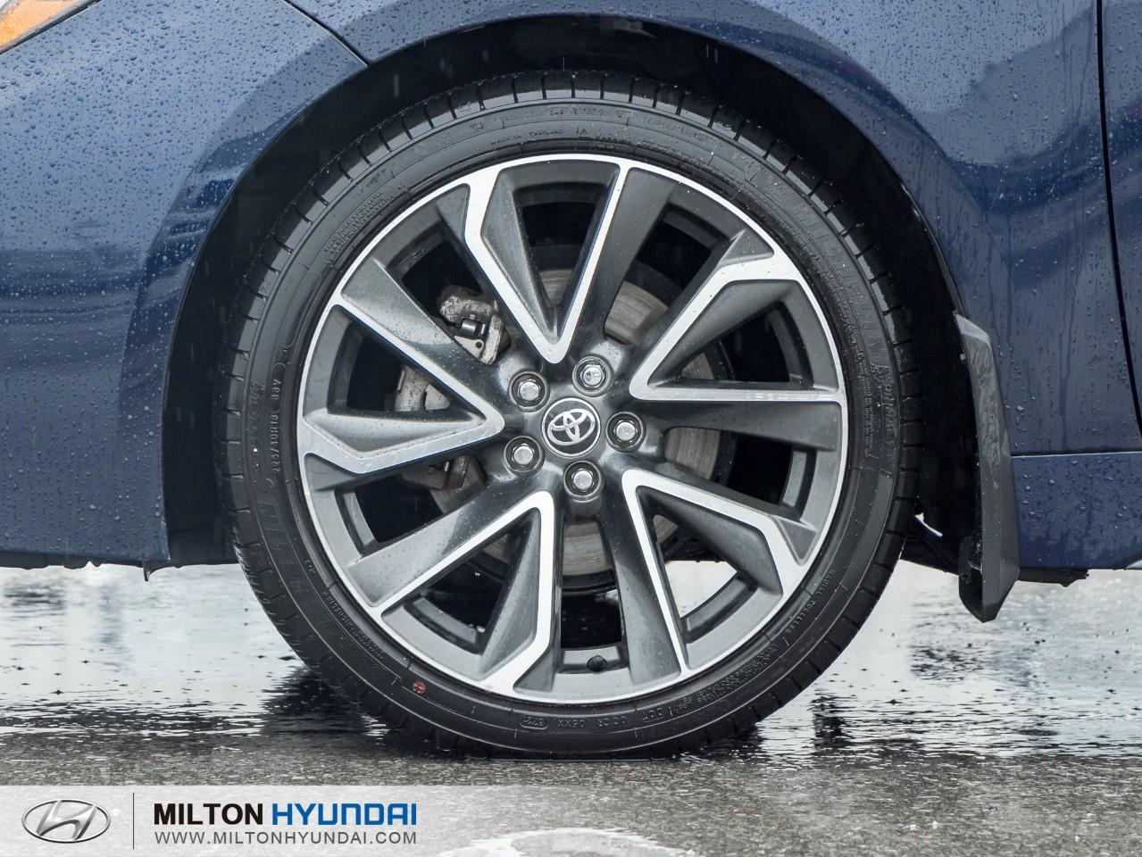 2022 Toyota Corolla SE 4dr Sedan Photo3