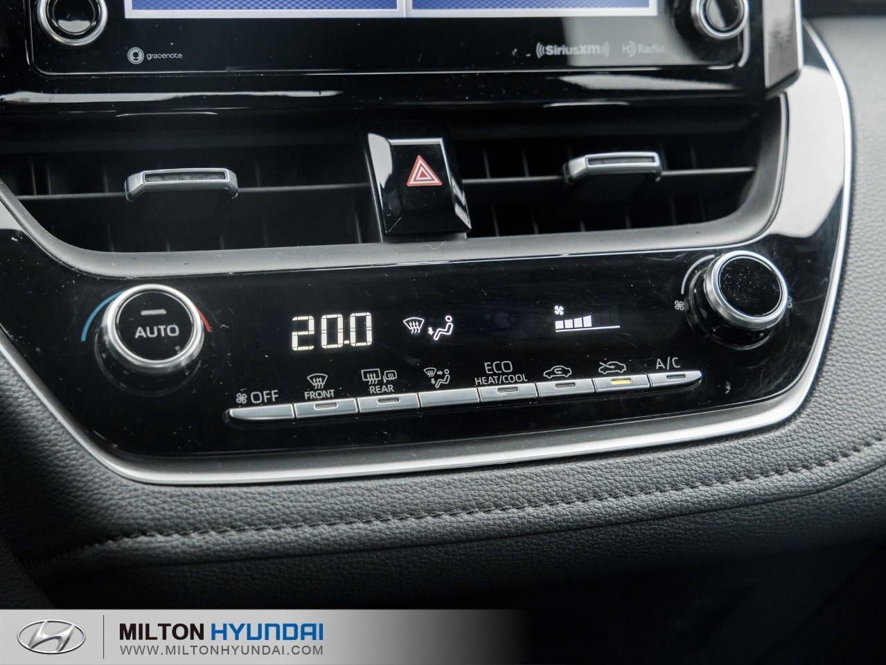 2022 Toyota Corolla SE 4dr Sedan Photo