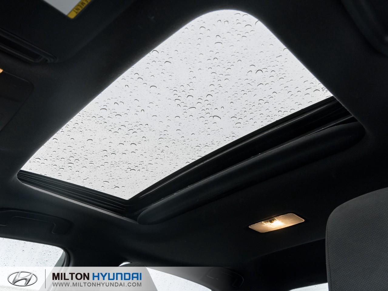 2022 Toyota Corolla SE 4dr Sedan Photo