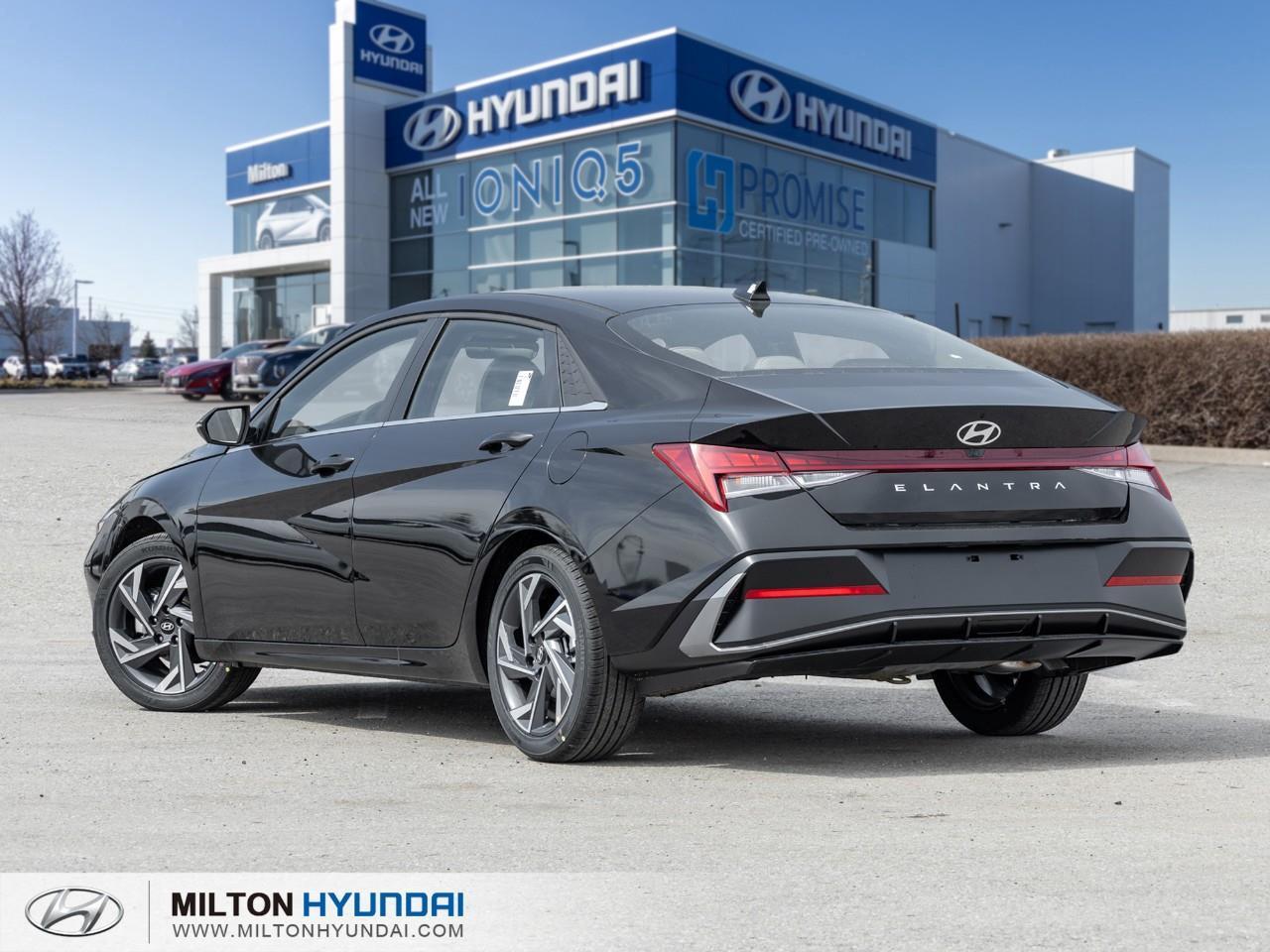 2026 Hyundai Elantra  Photo4