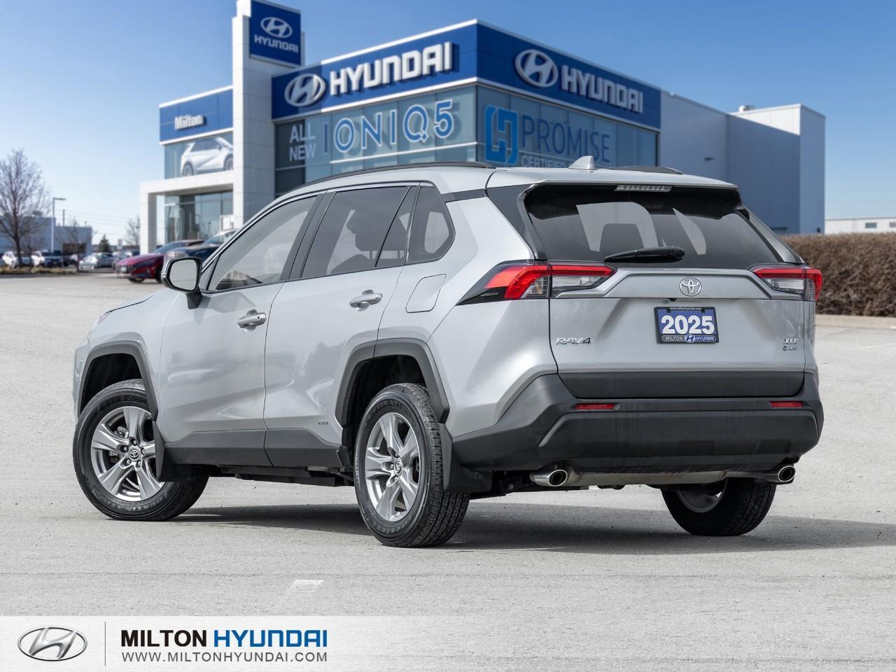 2025 Toyota RAV4 Hybrid XLE 4dr All-Wheel Drive Photo4