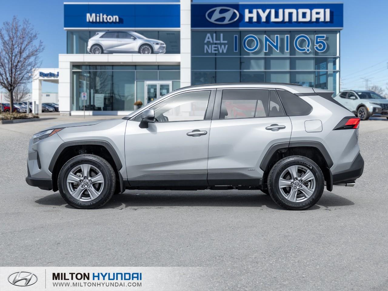 2025 Toyota RAV4 Hybrid XLE 4dr All-Wheel Drive Photo2