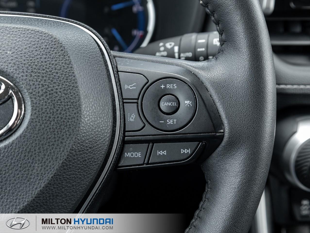 2025 Toyota RAV4 Hybrid XLE 4dr All-Wheel Drive Photo