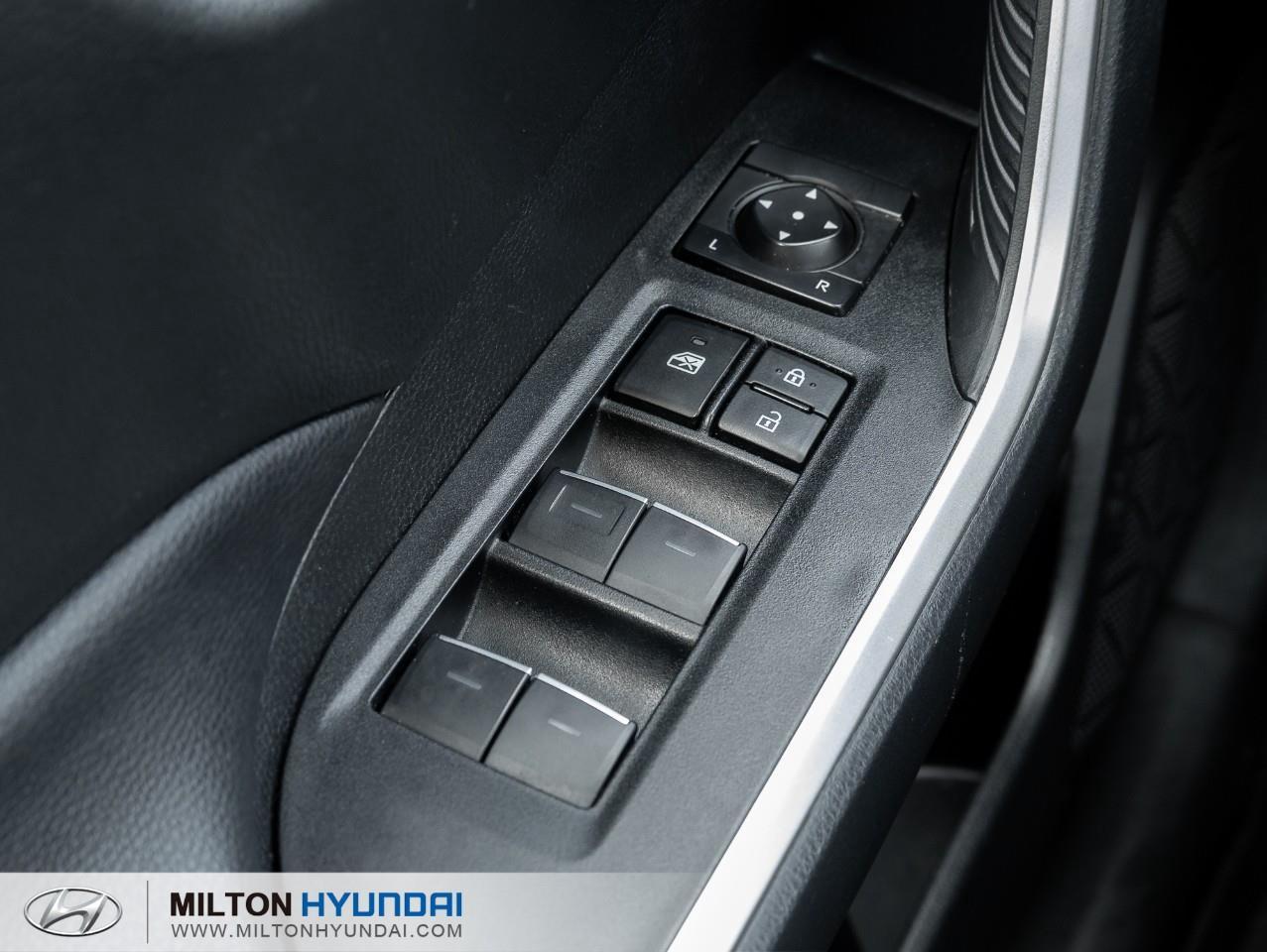 2025 Toyota RAV4 Hybrid XLE 4dr All-Wheel Drive Photo