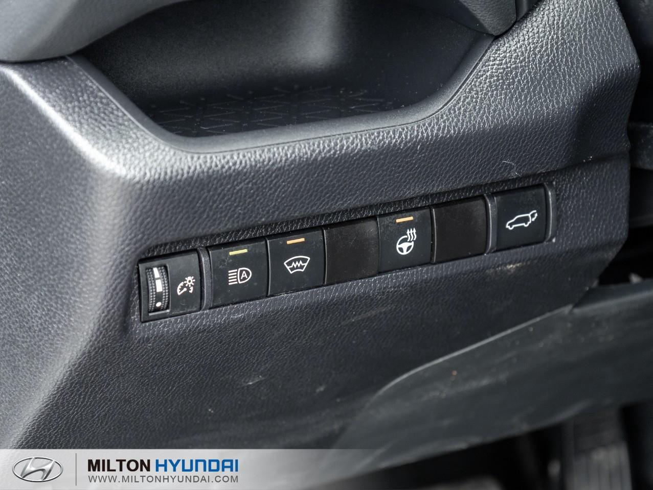 2025 Toyota RAV4 Hybrid XLE 4dr All-Wheel Drive Photo