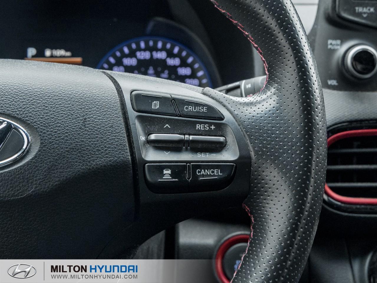 2021 Hyundai KONA 1.6T Ultimate w/Red Colour Pack 4dr All-Wheel Drive Photo