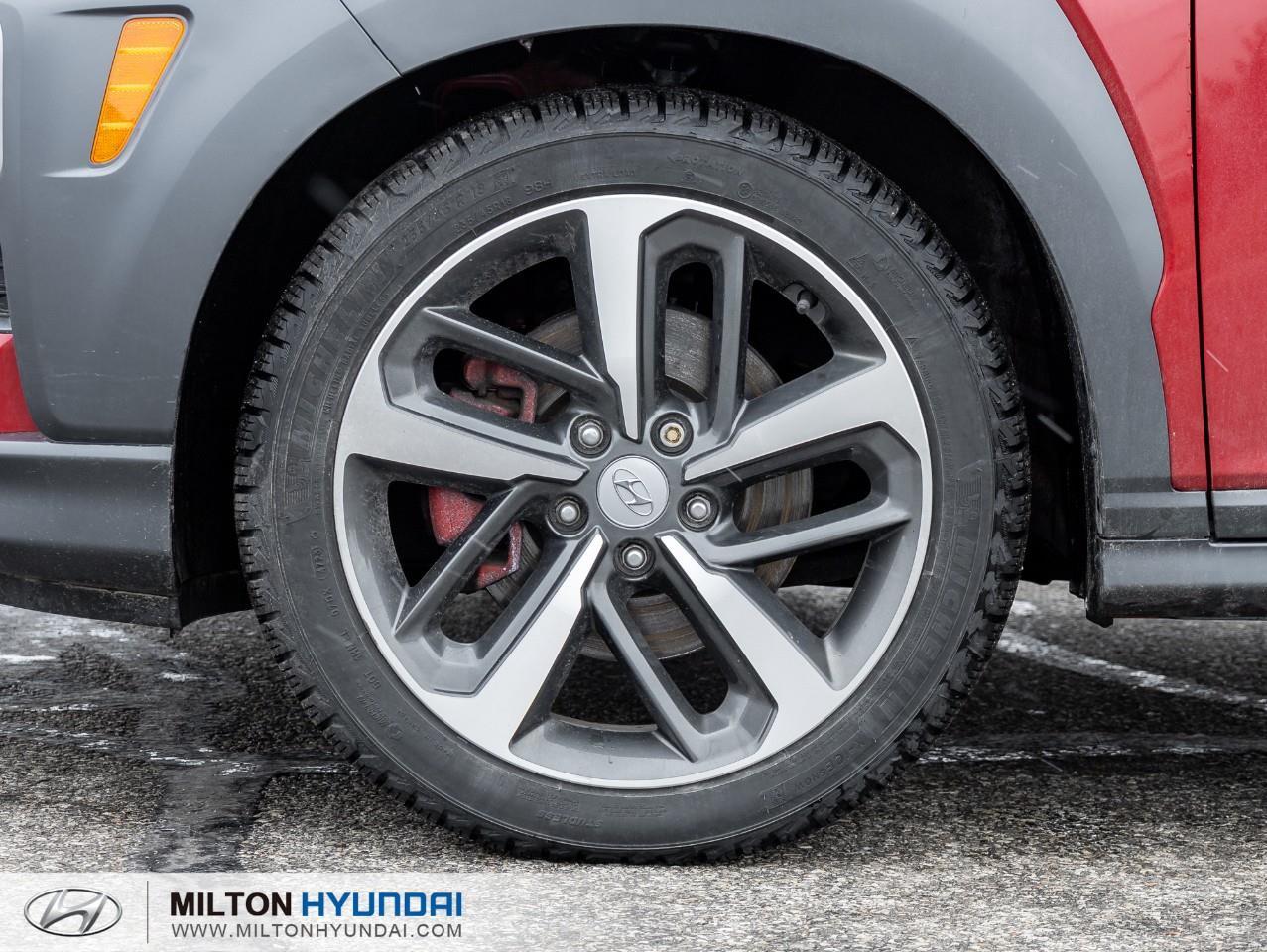 2021 Hyundai KONA 1.6T Ultimate w/Red Colour Pack 4dr All-Wheel Drive Photo