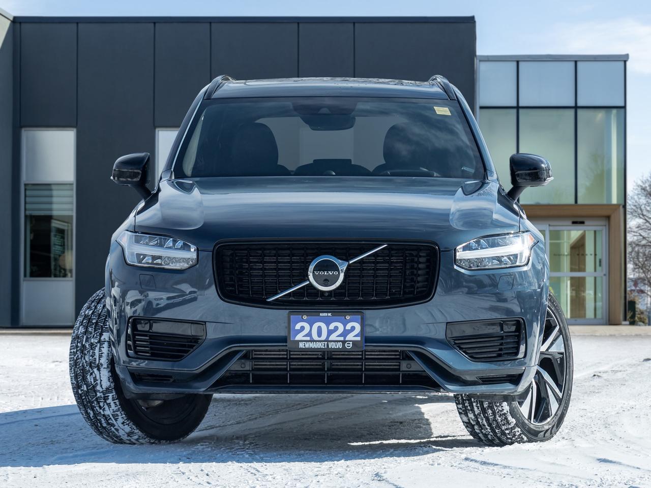 2022 Volvo XC90 Recharge T8 eAWD PHEV R-Design EXTENDED RANGE  VOLVO CPO Photo