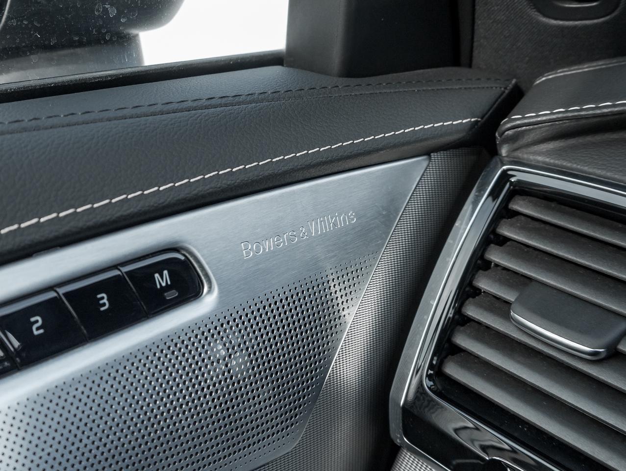 2022 Volvo XC90 Recharge T8 eAWD PHEV R-Design EXTENDED RANGE  VOLVO CPO Photo