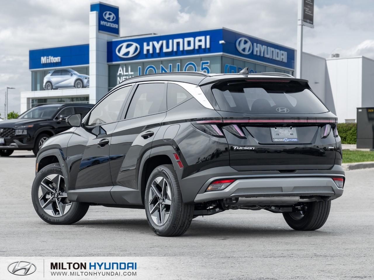 2026 Hyundai Tucson Preferred w/Trend Package 4dr All-Wheel Drive Photo4