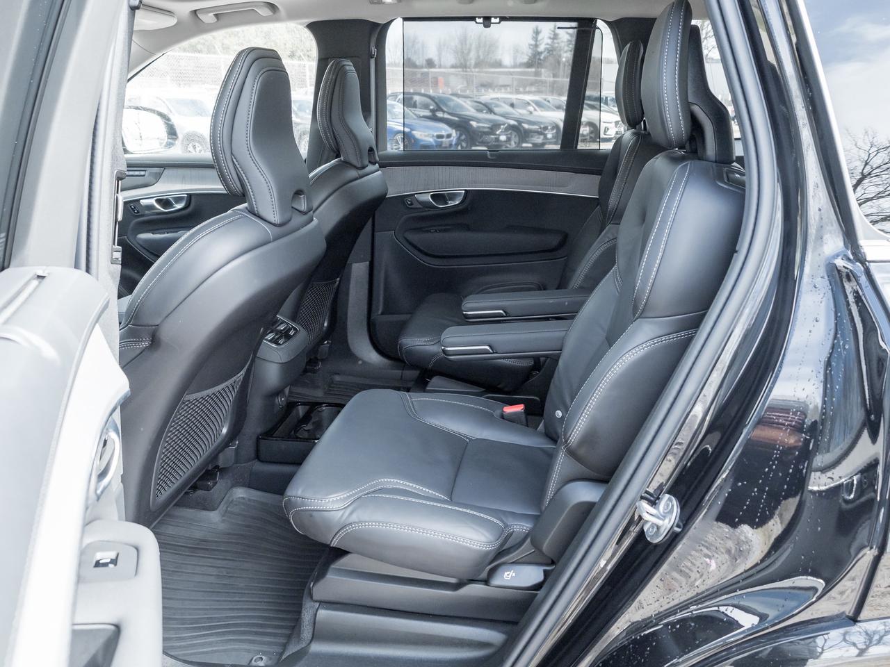 2026 Volvo XC90 B6 AWD Ultra Bright Theme 6-SEATER  HARMAN KARDON Photo