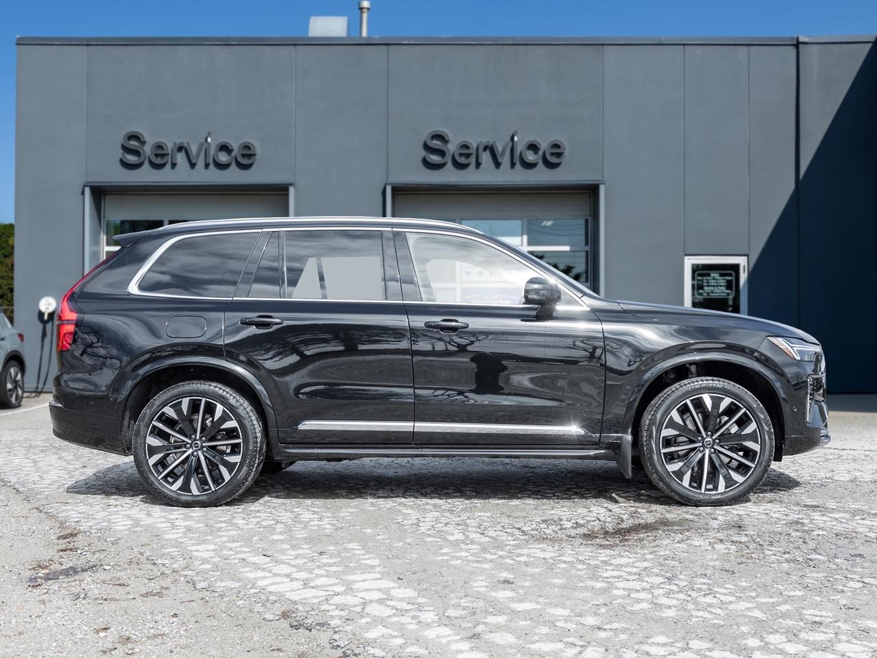 2026 Volvo XC90 B6 AWD Ultra Bright Theme 6-SEATER  HARMAN KARDON Photo