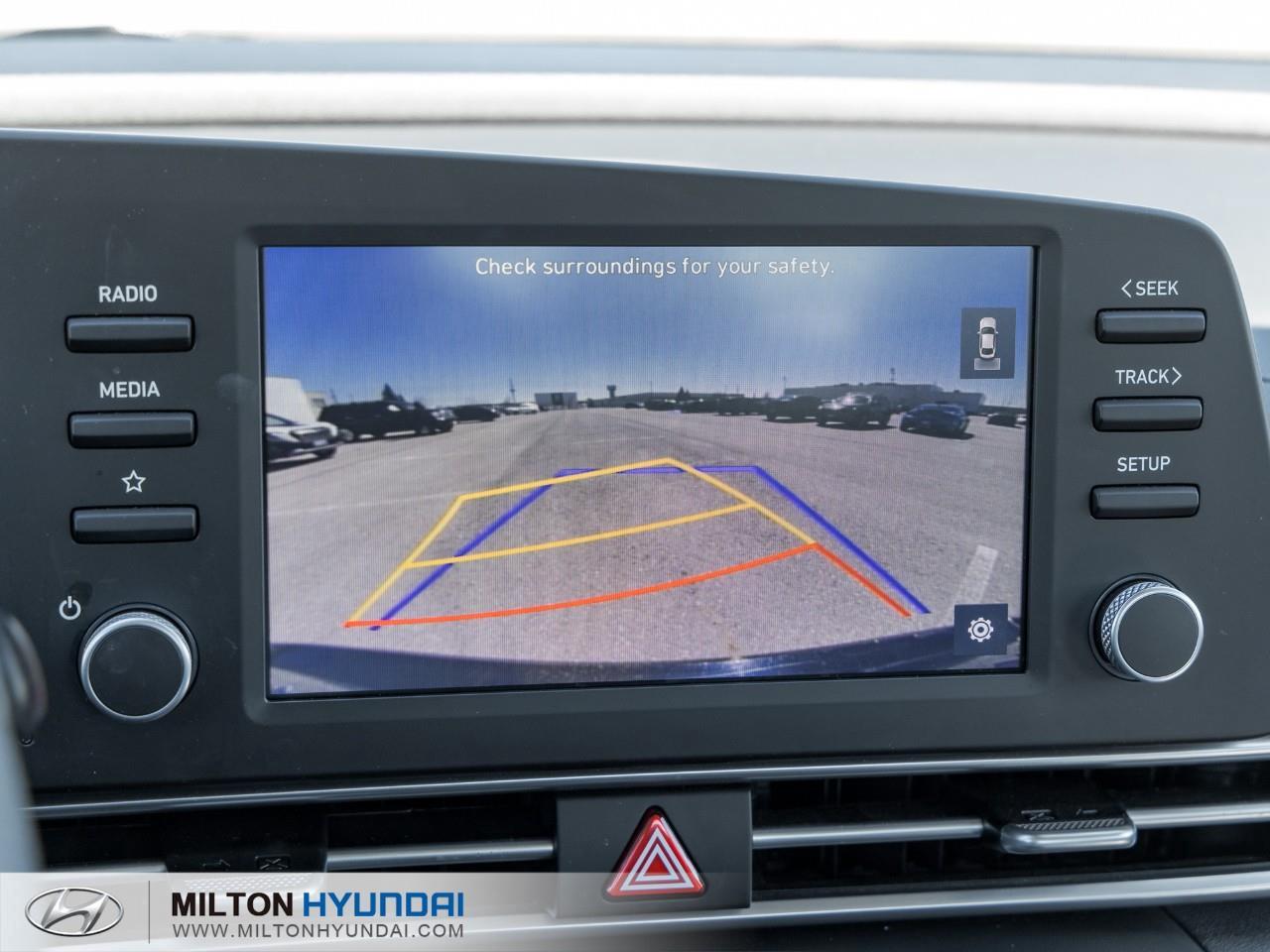 2023 Hyundai Elantra ESSENTIAL 4DR SEDAN Photo