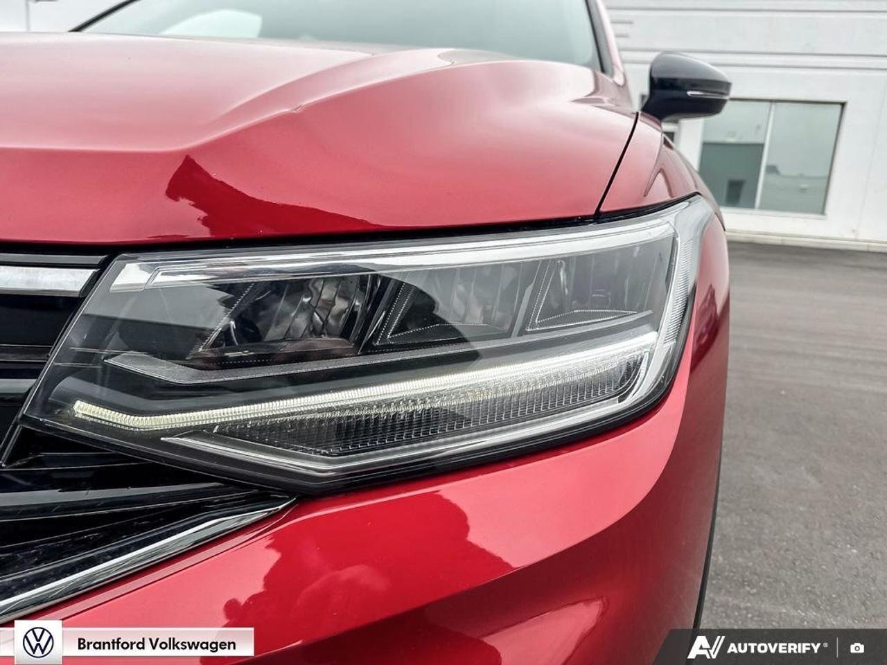 2024 Volkswagen Tiguan Comfortline R-Line Black Edition Photo