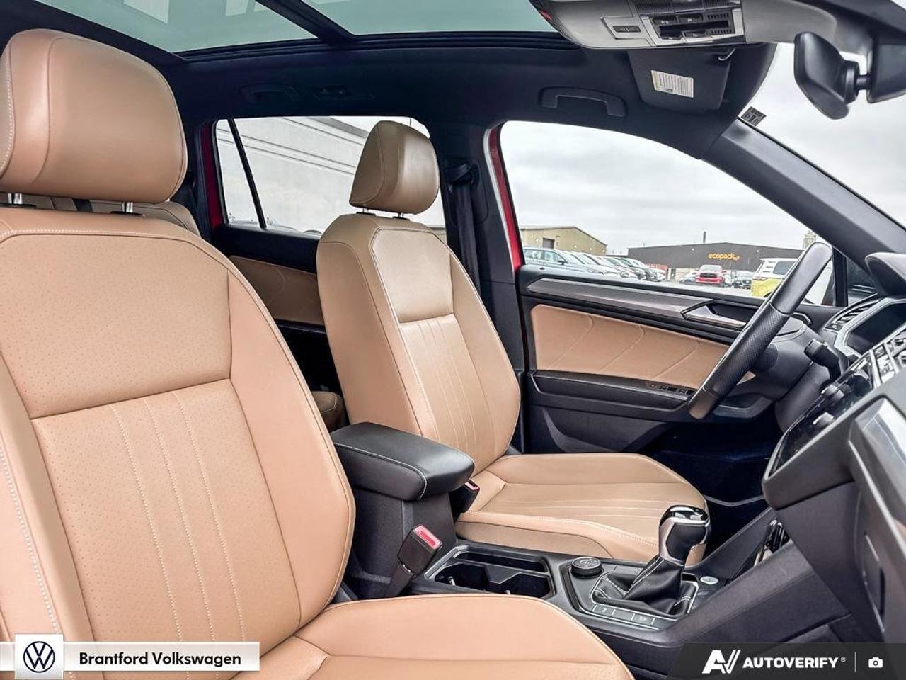 2024 Volkswagen Tiguan Comfortline R-Line Black Edition Photo