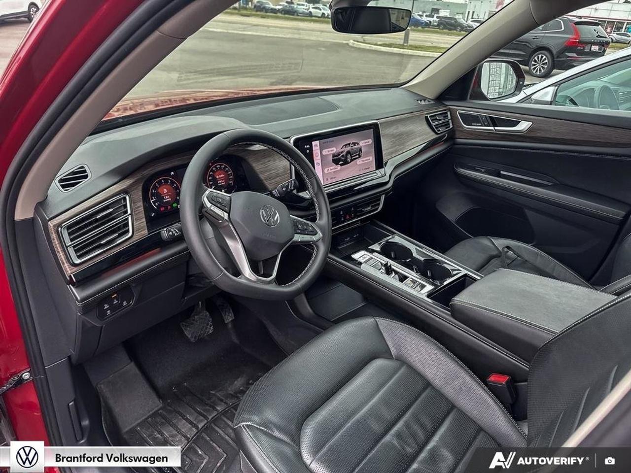 2024 Volkswagen Atlas HIGHLINE Photo