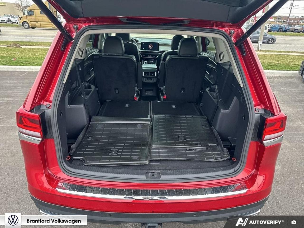 2024 Volkswagen Atlas HIGHLINE Photo