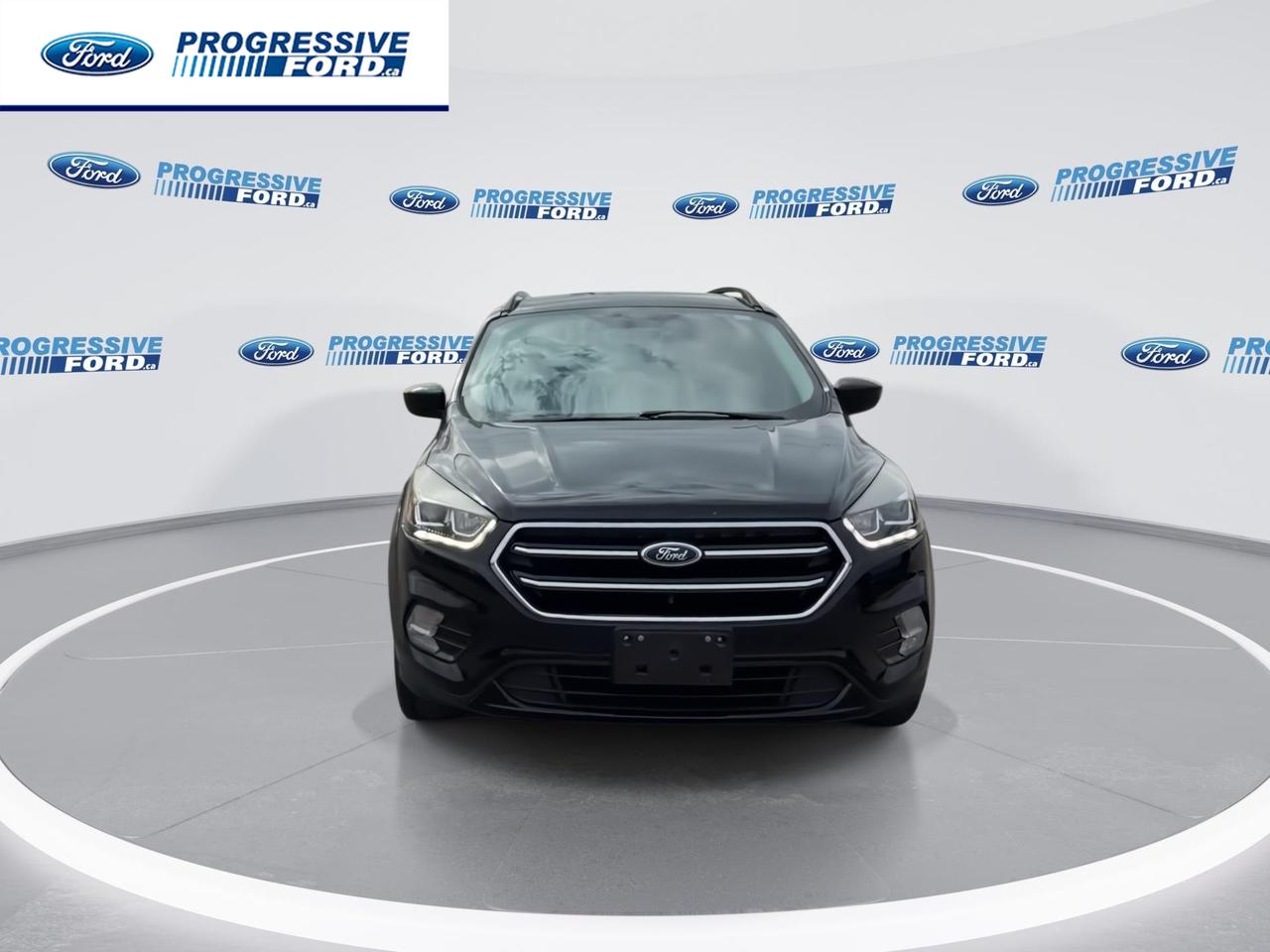 2018 Ford Escape SE 4dr Front-wheel Drive Photo2