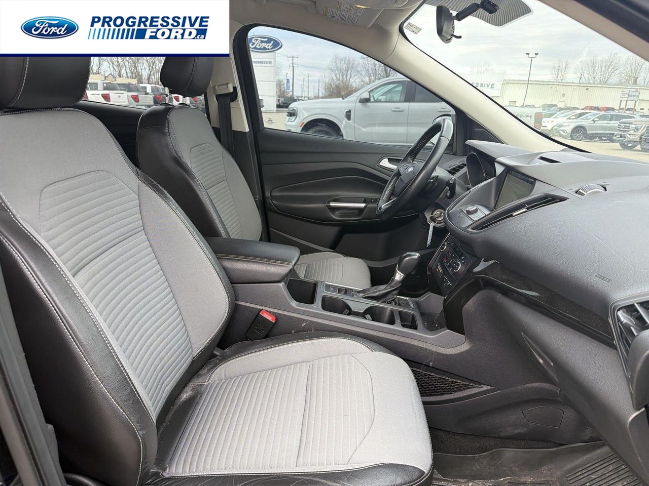 2018 Ford Escape SE 4dr Front-wheel Drive Photo