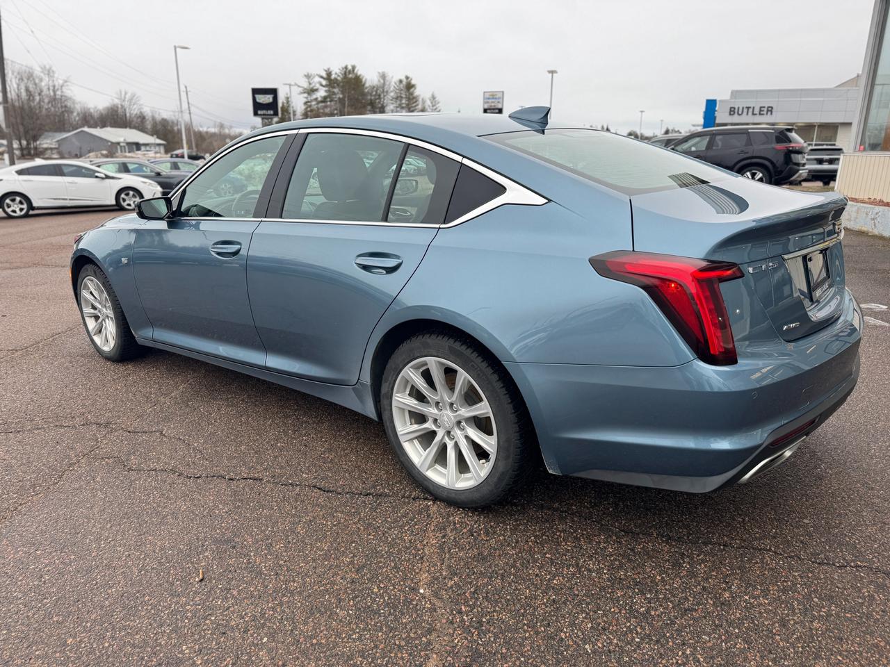 2024 Cadillac CT5 Luxury 4dr Sedan Photo2