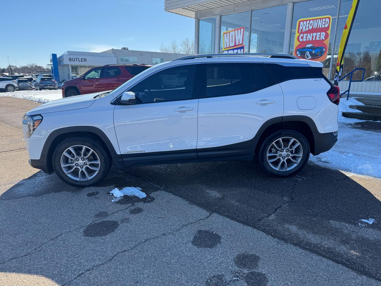 2022 GMC Terrain SLT All-wheel Drive Photo