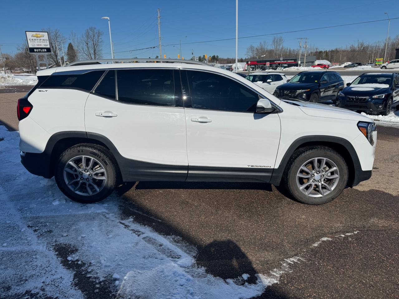 2022 GMC Terrain SLT All-wheel Drive Photo