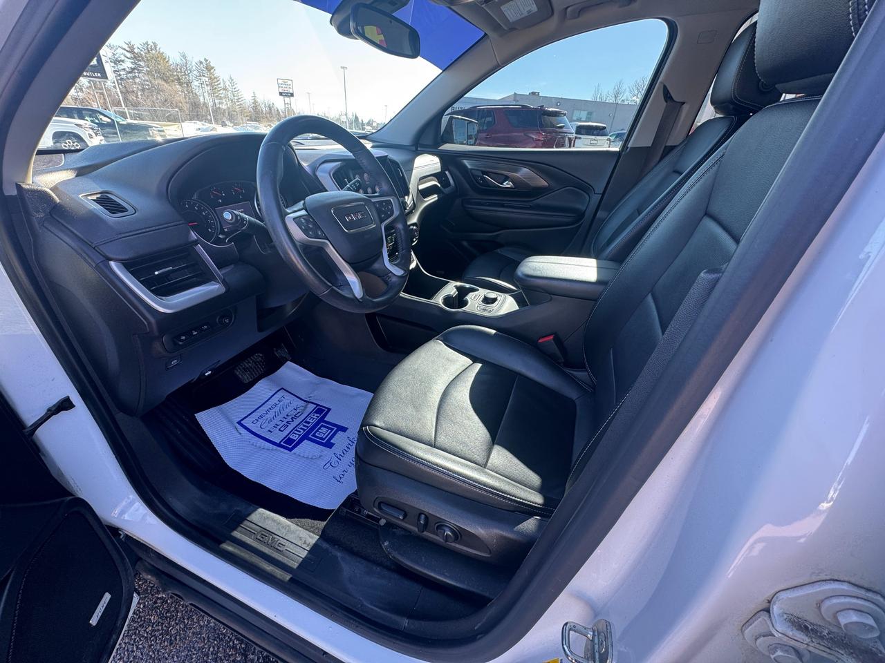 2022 GMC Terrain SLT All-wheel Drive Photo